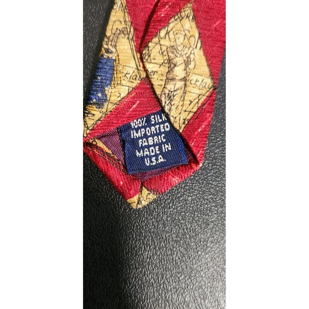 Nicklaus Golf Tie Red Gold‎ Diamond Pattern 56.5